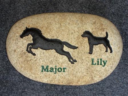 Memory stone for Major the horse and Lily the dog